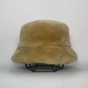 Blonde faux fur warm & yummy bucket hat (one size) unisex unbranded